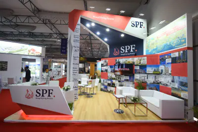 SPF stand with red fascia, printed walls and timber floor